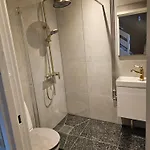 House 5 *